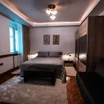 La Garcon * Brasov