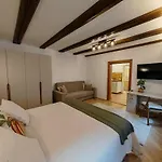La Garcon Apartment