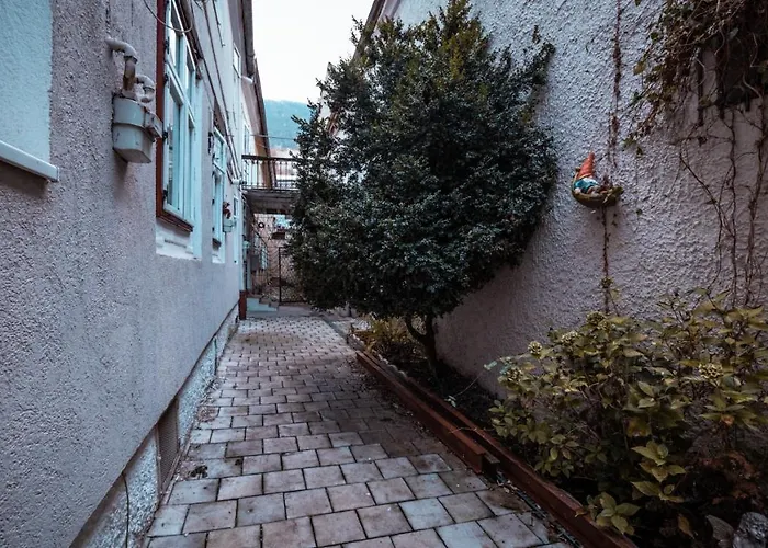 La Garcon Apartment *